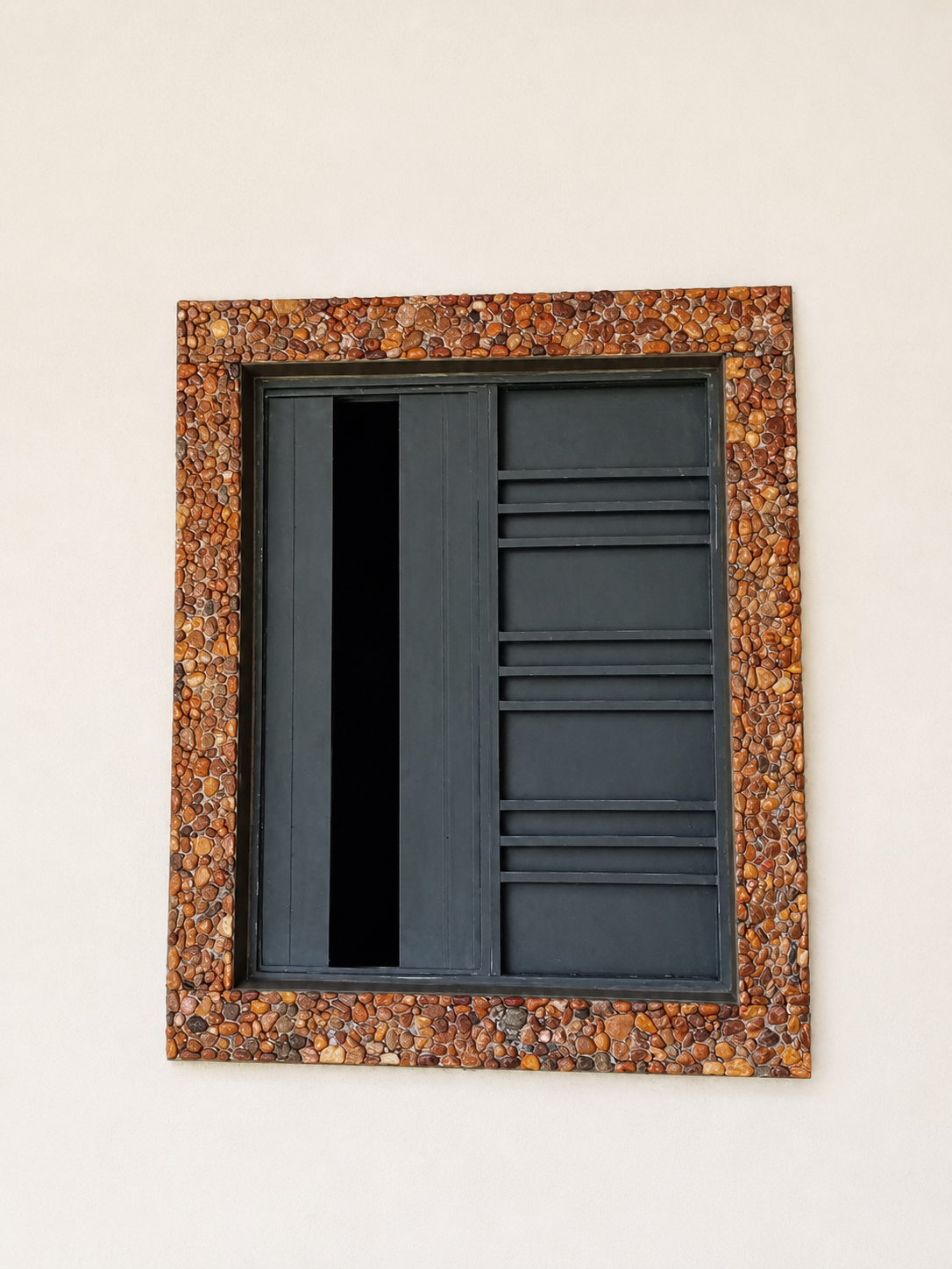 Placa Decorativa Artesanal de Pedras Naturais 50x50 cm